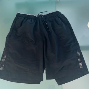 Saxx kinetic 2N1 train shorts